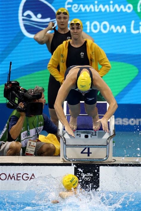 these australian swimmers won gold breaking their own world record