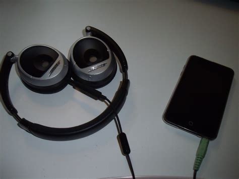 ipod headphones    heavy  listen   flickr