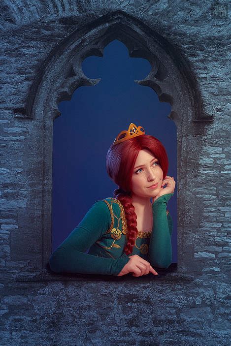 Russian Cosplay Princess Fiona Shrek