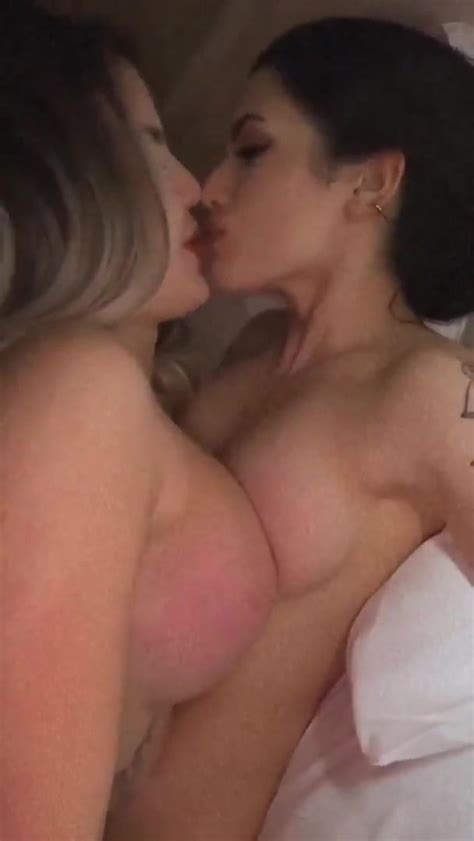 lesbian kiss free new lesbian hd porn video e8 xhamster