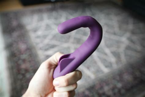 The Single Best Sex Toy For Couples Crescendo Review