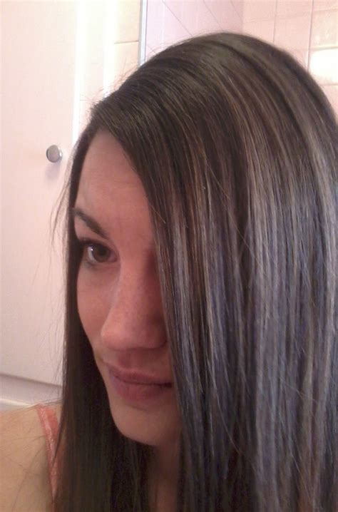 how to put blonde streaks and highlights in brown hair at