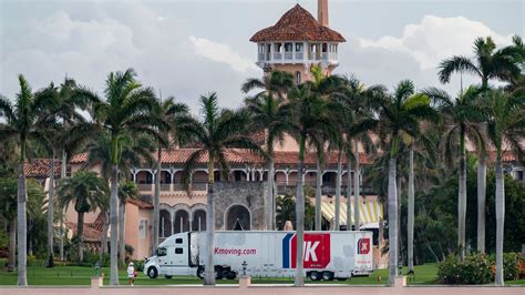 Trump Mar A Lago Moving Trucks Arrive At President S Private Beach Club