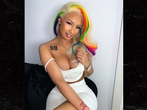 tekashi 6ix9ine s girlfriend gets 69 tattoo and rainbow hair meek mill