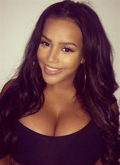 The Valleys Babe Lateysha Grace S Chest Is Out Of This