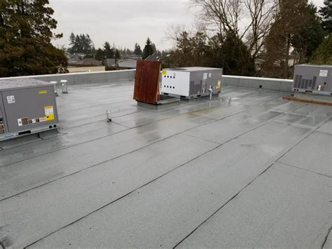 types  commercial roofs  quality roofing