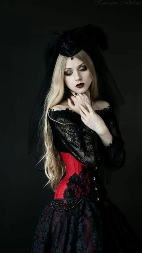 pin by spiro sousanis on absentia in 2019 fashion gothic fashion