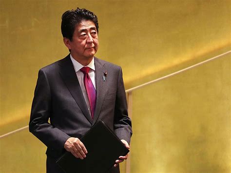 shinzo abe replaces final dissenters on bank of japan