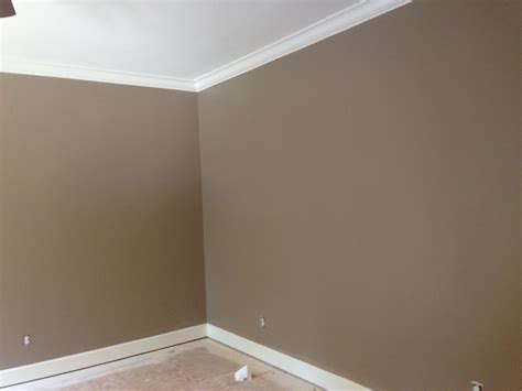 beige color paint wall  expert
