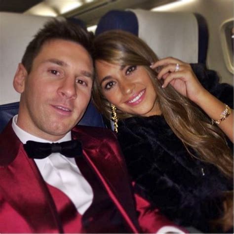 Antonella Roccuzzo Lionel Messi S Wife Bio Wiki