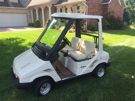 rare pristine  yamaha  gas powered golf cart loaded  sale  united states