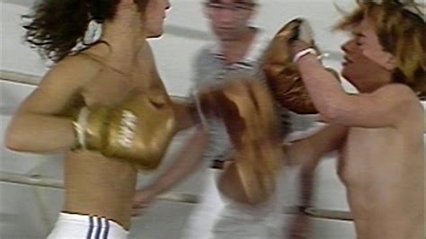 boxing topless 18 amazons nudetopless wrestlingboxing clips4sale