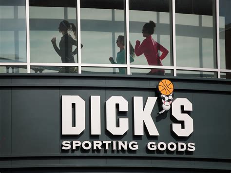Dick’s Sporting Goods Destroyed 5 Million Worth Of Guns Vox