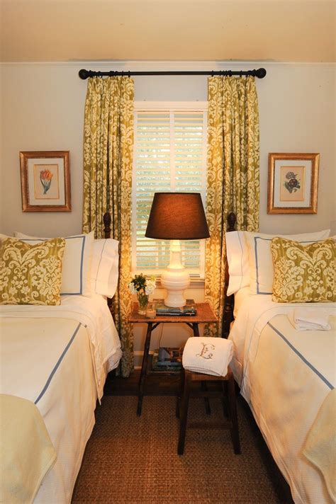 guest room cute way to make the most of a small space also love the idea of curtains and