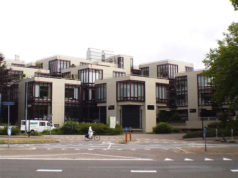 dit gaat er gebeuren met de oude locatie van centraal beheer indebuurt apeldoorn