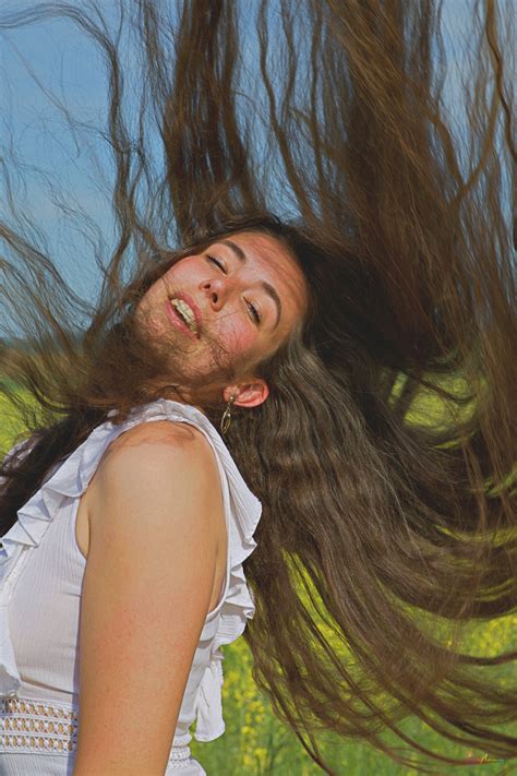rebecca flying hair foto bild portrait portrait frauen outdoor bilder auf fotocommunity