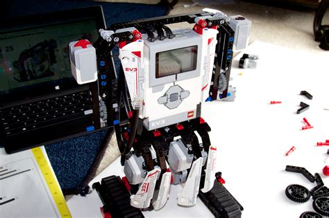 review lego mindstorms ev means giant robots powerful computers