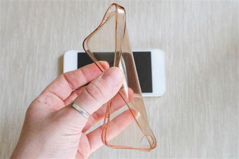 clear phone case turned yellow  life hack  save