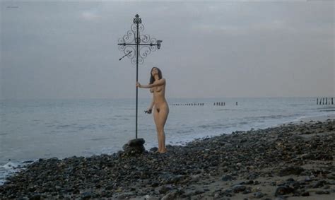 nude video celebs françoise pascal nude la rose de fer 1973