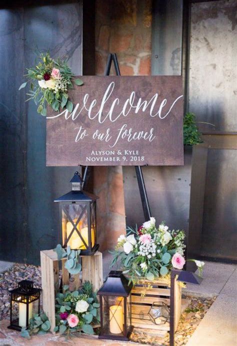 farmhouse wedding sign decor  lantern  floral ideas homemydesign