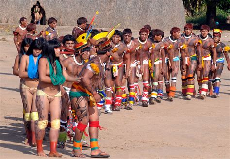 khám phá bộ tộc thổ dân yawalapiti thích ở truồng