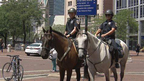 impd mounted patrol hopes  build place  hold  horses indianapolis news indiana