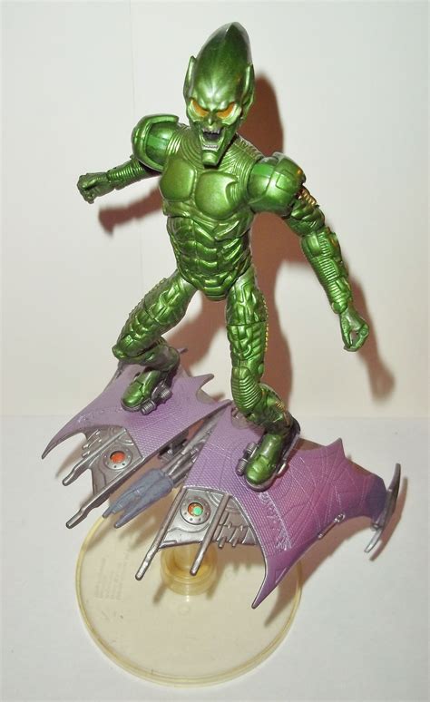 marvel legends green goblin spider man  toy biz  glider compete green goblin marvel