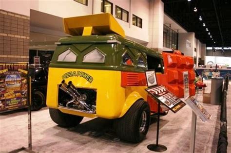 turtle van  appearance   chicago auto show pictures