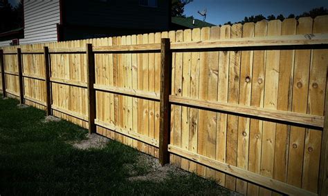 wood fence installation repair  michigan paramount fence