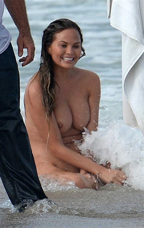 naked chrissy teigen added 07 19 2016 by gwen ariano