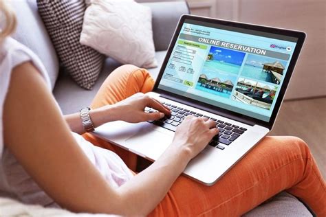 travel booking websites  cost consumers   booking hotel book hotel