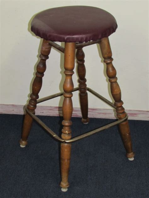 lot detail cute bar stool with turned legs and metal foot rest