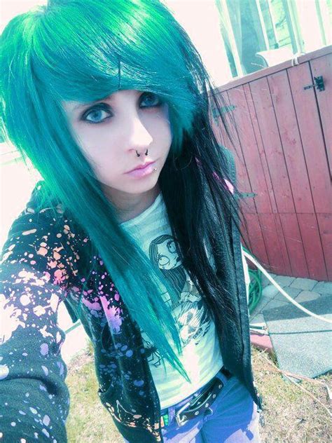 Free Download Hd Wallpapers Emo Girls Style Hd Wallpapers [540x720] For