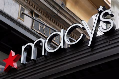 macys  shut  stores  turnaround push