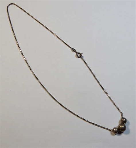 unieke antieke sterling silver milor necklace   ball pendants weighs  grams powered