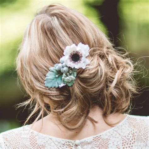 interested   flower hair clip   bridesmaid hair