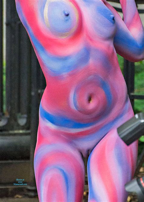 Body Painting In A Ny Park Preview January 2017