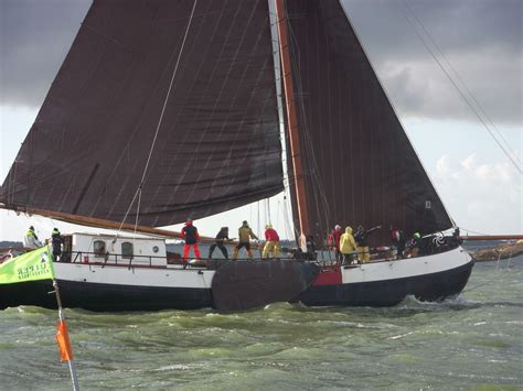 voorwaarts dutch barge sailing barge