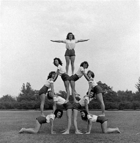 hoover high school gymnastics pyramid time cheer stuff gymnastique pyramide grs