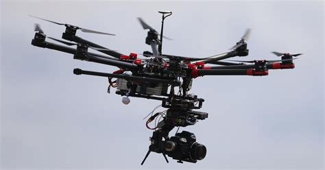 tech robots flying drones      uk military mobygeekcom