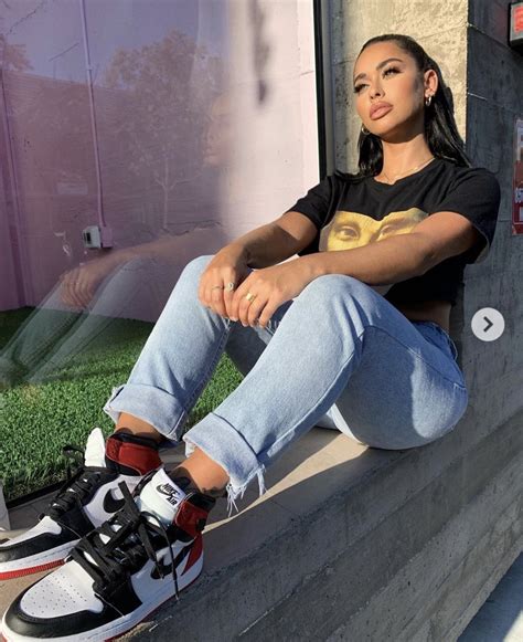 Pin By Vanessa V 🦋 On Fashion Inspo Air Jordan 1 Outfit Women