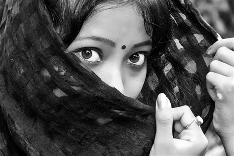 Indian Girl Wallpapers 4k Hd Indian Girl Backgrounds On Wallpaperbat