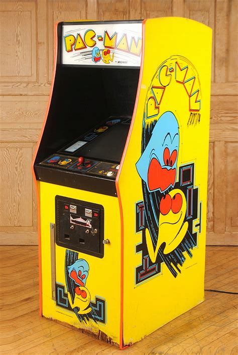 Sold Price Coin Operated Pac Man Arcade Machine C 1980 June 6 0119