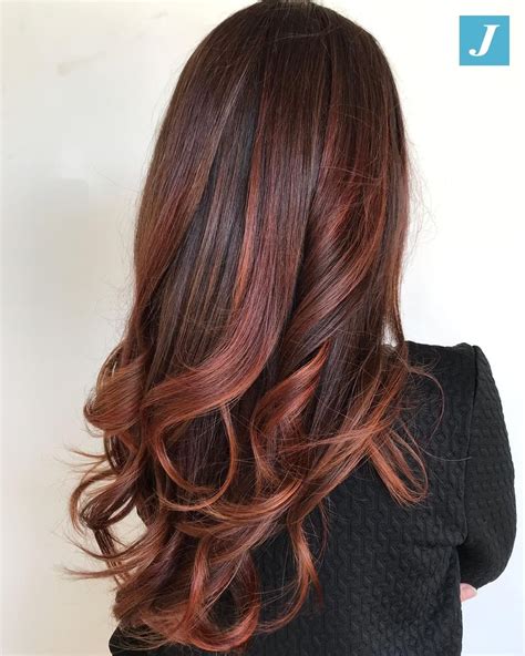 Riflessi rossi indesiderati sulla chioma possono essere il risultato. DegradÃ© Joelle | Colori capelli castani, Capelli castani rossi, Capelli
