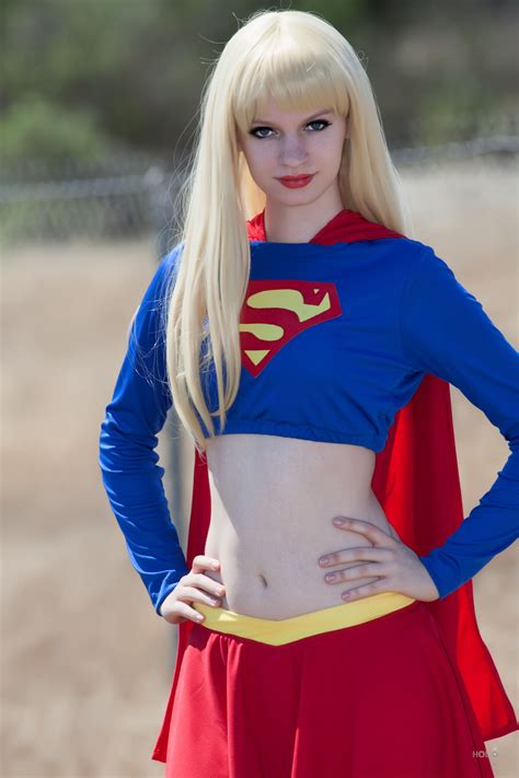 Supergirl Cosplay Superman