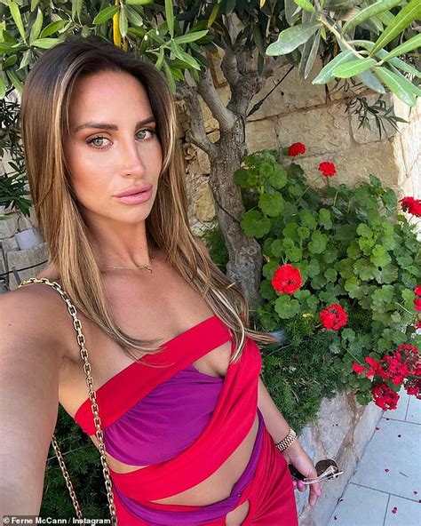 Ferne Mccann Apologises To Acid Attack Victim Sophie Hall Over Leaked