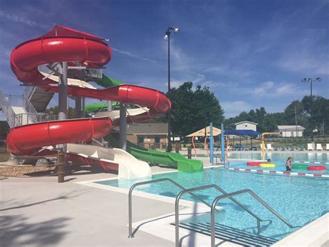 aquatic center opens  independence