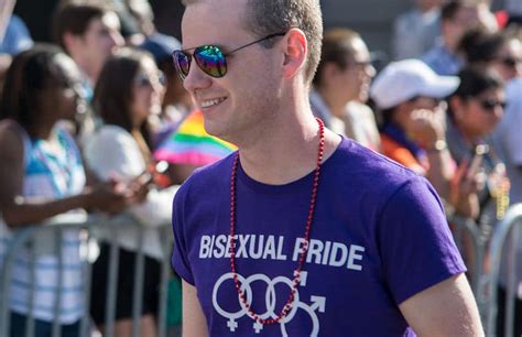 This Is What Bisexual People Want You To Know About Their Sexuality
