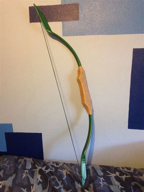 classic green arrow bow shoots  lbs inspired   green arrow comic cover prop