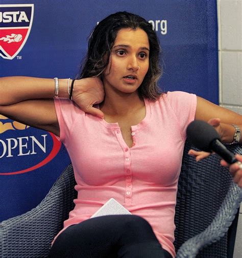 scenic sania mirza hot and sizzling full hd photos images